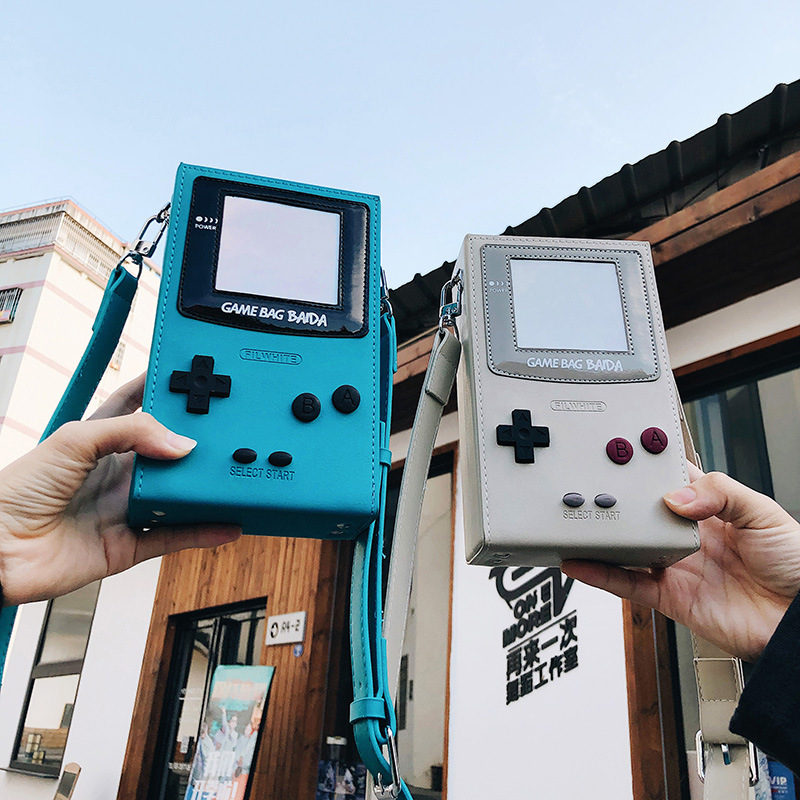 Retro Gaming Event - กระเป๋าสะพายข้างมินิทรงเครื่องเล่นเกมสุดสร้างสรรค์ ดีไซน์ย้อนยุค น้ำหนักเบา เหมาะสำหรับใส่เหรียญและโทรศัพท์มือถือ